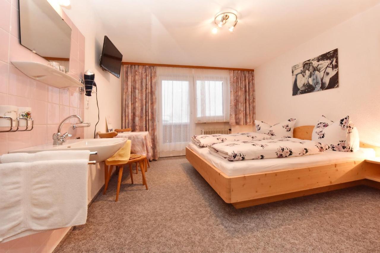 Pension Piz Buin Partenen Exterior photo